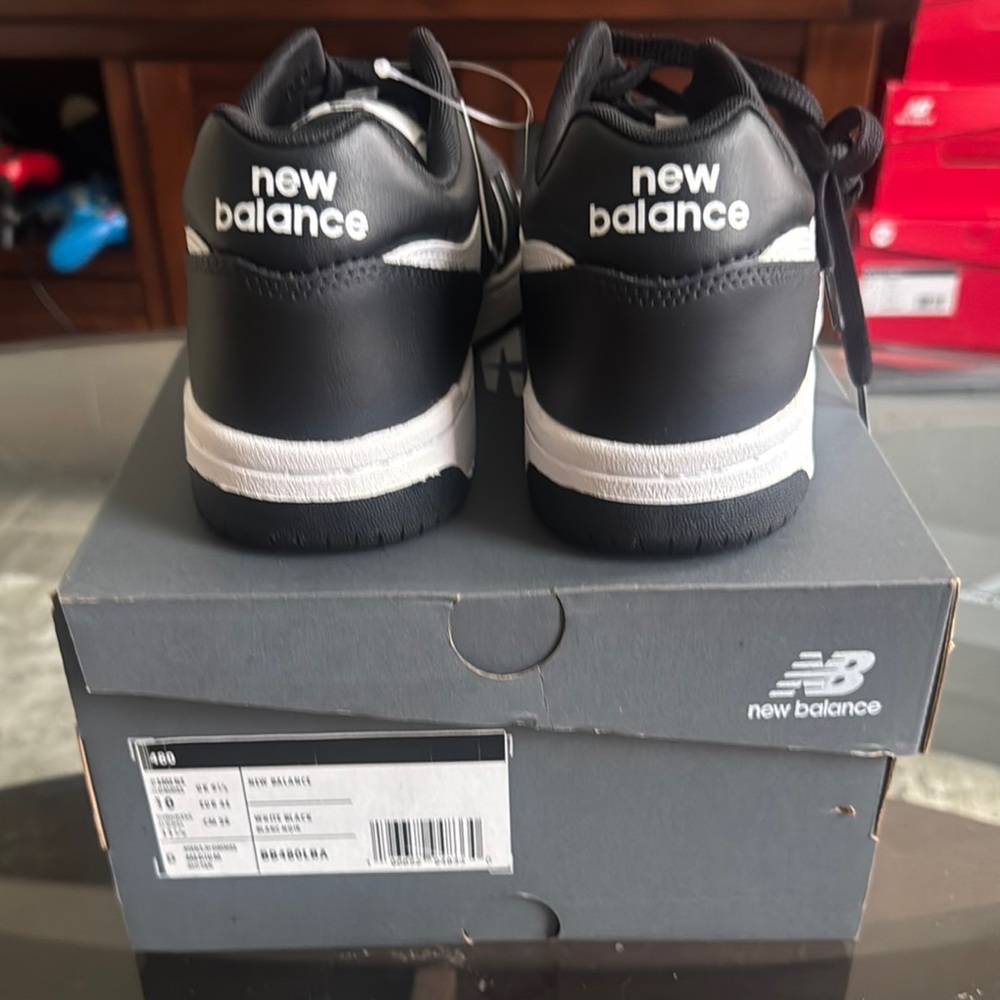 New Balance Black and White Men's Sneakers
